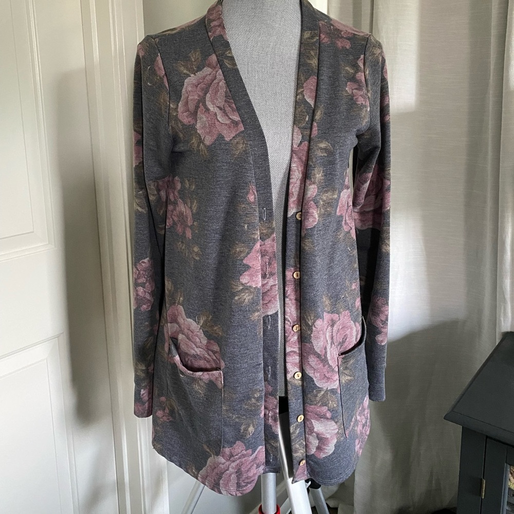 Agnes & Dora Gray Floral Cardigan